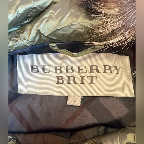 Burberry Women Olive Puffer Coat with Fur Hood - Picture 5 of 5